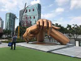Taken in seoul, south korea on july 16th 2018. Gangnam Style Monument Review Of Statue Of Gangnam Style Seoul South Korea Tripadvisor