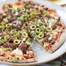 Healthy Pizzeria Style Ground Beef And Green Olives Pizza Recipe Olive Pizza Healthy Pizza Beef Recipes