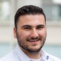 Chris Maniatis's Instagram, Twitter & Facebook