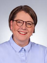 Barbara Schweers's Instagram, Twitter & Facebook