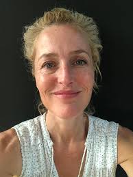 Tonight gillian anderson took home her second golden globe for playing late prime minister margaret thatcher in the crown. Gillian Anderson On Twitter Thank You For All My Bday Wishes And Especially To Everyone Who Has Made Donations To Womenforwomenuk Sayesmentoring And Nfnetwork Best Presents Ever Https T Co Vzc40pl8k2