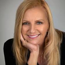 Kimberly Pannell's Instagram, Twitter & Facebook