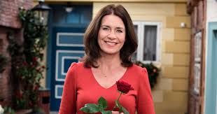 Rote rosen wurde für die ard zu einem großen erfolg mit mehrfacher verlängerung. Patricia Schafer Als Neue Rose Rote Rosen Ard Das Erste