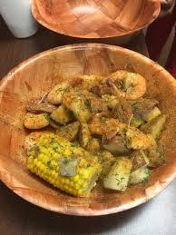 Beside this, how many pounds of shrimp do i need for 6 adults? The Shrimp Special Includes 12 Jumbo Shrimp A Half Pound Of Potatoes One Order Of Sausage And Picture Of The Crab Stop Vero Beach Tripadvisor