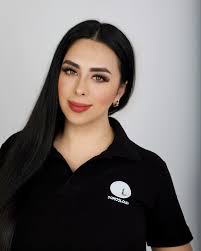 ✨ Erica Mendoza serves as the International Director of Marketing for  SOMOSLOUD and President of the Bay Area Chapter but her roots reach far  beyond any title. Her story is one of