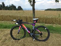 These tri bikes are also your ticket to the final leg of the race. Tested Ein Triathlonrad Speziell Fur Frauen Tritime Women