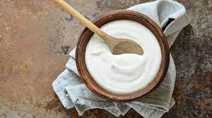 Nimmt man im ausland zu große mengen von unvertrauten keimen auf, helfen auch die probiotika nicht mehr. Joghurt Cremige Milchpower Als Fitness Booster