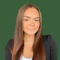 Leah Harman's Instagram, Twitter & Facebook