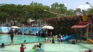 Air kolam renang memerlukan perawatan teratur untuk menjaga agar kadarnya tetap seimbang sehingga tidak menimbulkan iritasi kulit dan mata. Kolam Renang Pandanaran Hills Terbuka Untuk Umum Segini Tarifnya Tribun Jateng
