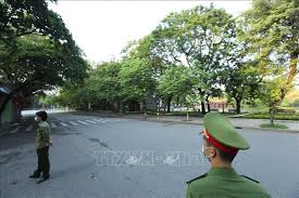 Jun 13, 2021 · cuối buổi họp, phó chủ tịch dương anh đức cho biết, ngày mai (13.6), thành phố sẽ có chỉ đạo chính thức việc có nên dừng thực hiện giãn cách xã hội theo chỉ thị 16 trên địa bàn gò vấp. Yq6drakgnixg5m