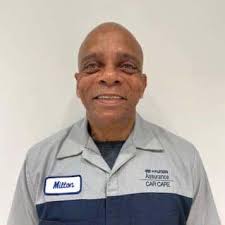 Headquarter Hyundai Staff