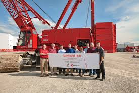 Manitowoc Delivers 400th Manitowoc 2250 Crawler Crane