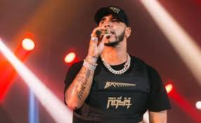 El famoso y exitoso reguetonero puertorriqueño confirmó los rumores y con una canción dedicada a su hijo, donde habla de. Anuel Aa Confunde A Sus Seguidores Con Un Anuncio Me Quiero Retirar Diario Sur