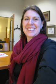 Do kids wear scarves and gloves in cold weather?