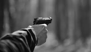 Resultado de imagen para ASALTO CON ARMA CORTA