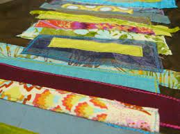 Modèles papiers pour patchwork modèles de patchwork projets de morceaux de tissu chutes patchwork patch couette restes de tissu coupon de tissus j'ai appris à faire une trousse en patchwork à mon cours de couture. Tuto Votre Premiere Creation En Patchwork Contemporain L Atelier D Emma