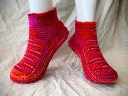 The simple garter stitch slippers free knitting pattern knitted flat and seamed with neat crocheted finishing. Knitting Patterns Galore Socks Slippers 112 Free Patterns