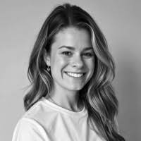 Kelli Corbin's Instagram, Twitter & Facebook