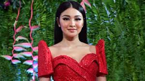 Ricky lo is known for his work on syota ng bayan (2001), hindi magbabago (1994) and batas ng lansangan (2002). Anu Na 2020 Na Nadine Lustre Slams Ricky Lo Over Column