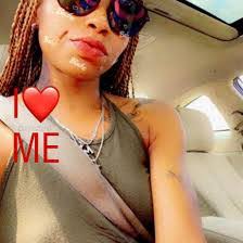 Monica Macklin's Instagram, Twitter & Facebook