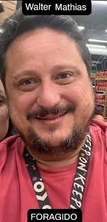 Foragido da justiça ex pm Walter Mathias Lopes faz escárnio com a Lei e com  a polícia capixaba