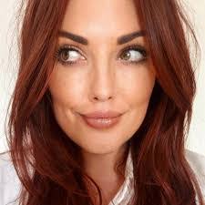 Holly Mcgill's Instagram, Twitter & Facebook