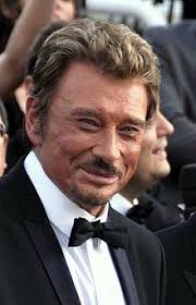 Dimanche matin, l'emp'reur, sa femme et le p'tit prince sont venus chez moi pour me serrer la pince comm' j'étais parti le p'tit prince a dit puisqu'il n'y est plus nous ne reviendrons plus. Johnny Hallyday Wikipedia