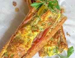 A Tasty Use For Day Old Baguette Or Leftover Italian Bread Recipe On The Blog In 2020 Leftovers Recipes Entertaining Recipes Entertaining Recipes Dinner