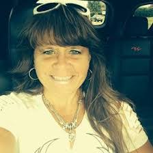 Tanya Moran's Instagram, Twitter & Facebook