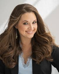 Amy Maddox's Instagram, Twitter & Facebook