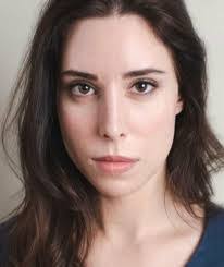 Eva Reyes's Instagram, Twitter & Facebook