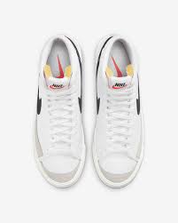 Free shipping both ways on nike blazer high suede vintage sneakers from our vast selection of styles. Nike Blazer Mid 77 Vintage Men S Shoes Nike Com