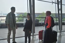 Sinopsis novel surat kecil untuk tuhan. Tiga Sebab Kenapa Anda Wajib Tonton Duda Terlajak Laris Sensasi Selebriti