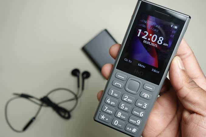 HMD 130 Music review : Massive Battery Life with 2W Speaker! - NPowerUser