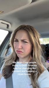 I Am Amanda Rose Kicked in The Head