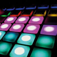 Песни в альбоме kiss fm top 40 15.11 (2020). Der Beat Von Berlin Kiss Fm