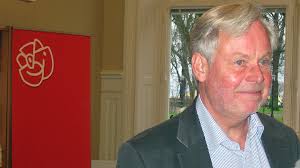 Peter Persson lämnar över klubban