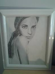 Danielle Kennington's Instagram, Twitter & Facebook