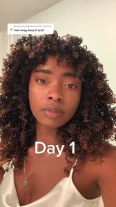 Pipes Cleaner in Hair Winter