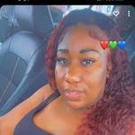 Akela Robinson's Instagram, Twitter & Facebook