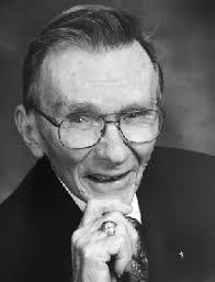 Carl Lindgren's Instagram, Twitter & Facebook