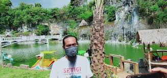 Kolam renang adalah pelengkap yang luar biasa untuk halaman belakang yang besar, adanya kolam renang akan menciptakan waktu bersama keluarga yang sangat baik dan menyediakan sarana olah raga yang sangat. Terapkan Protokol Kesehatan Wisata Setigi Gresik Kembali Dibuka