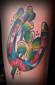 Tatuaggi Ancore Rondini Rose Dei Venti Old School Bellissimi Per Donne Foto Tatuaggi Old School Tatuaggi Con Iniziale Tatuaggi