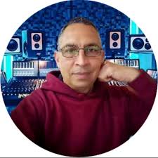 Homenaje a la Dimensión Latina