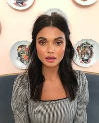 McKenna Murray (hoof)」のプロフィール｜Pinterest