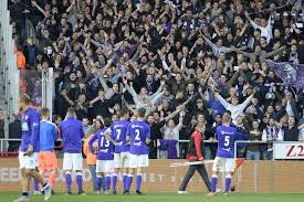 Koninklijke beerschot voetbalclub antwerpen, or simply beerschot, is a belgian professional football club located in antwerp, that competes in the first division a. Beerschot Wilrijk Bevestigt Samenwerking Met Rupel Boom Gazet Van Antwerpen Mobile