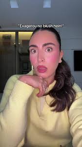 Diva Awareness with Blush Exaggeration