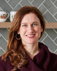 Kari Nelson's Instagram, Twitter & Facebook