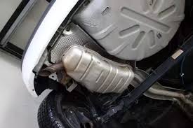 You can also develop your reflexes and get a feel for the sights and sounds of nascar by driving in any of the numerous stock car racing schools or simulators. Why Do Most Race Cars In The Car S Universe Have Their Exhaust Pipes On The Side Quora