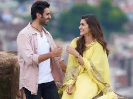 A woman, accidentally caught in a dark deal, turns the tables on her. Luka Chuppi Full Movie Available On Tamilrockers For Download In Hd Luka Chuppi Full Movie Download Filmibeat